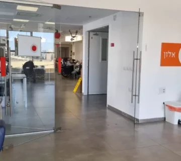 Ahuzat Hahoresh Nursing Home Hadera lobby 360x320