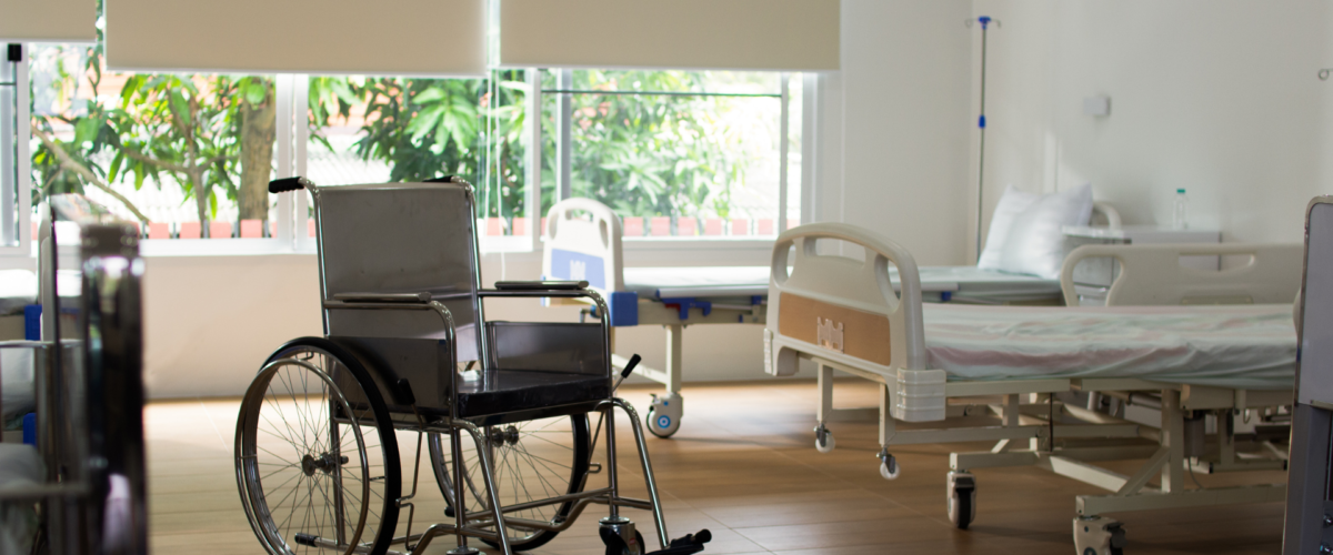 מדריך מקיף לדיור בגיל השלישי בישראל: דיור מוגן, בתי אבות, דיור סיעודי וגיל הזהב  השוואת מחירים 2025, זכויות כספיות, קריטריונים לבחירה וייעוץ מקצועי מברטה שמעוני  ליווי אישי ללא עלות ☎ 077 3006194